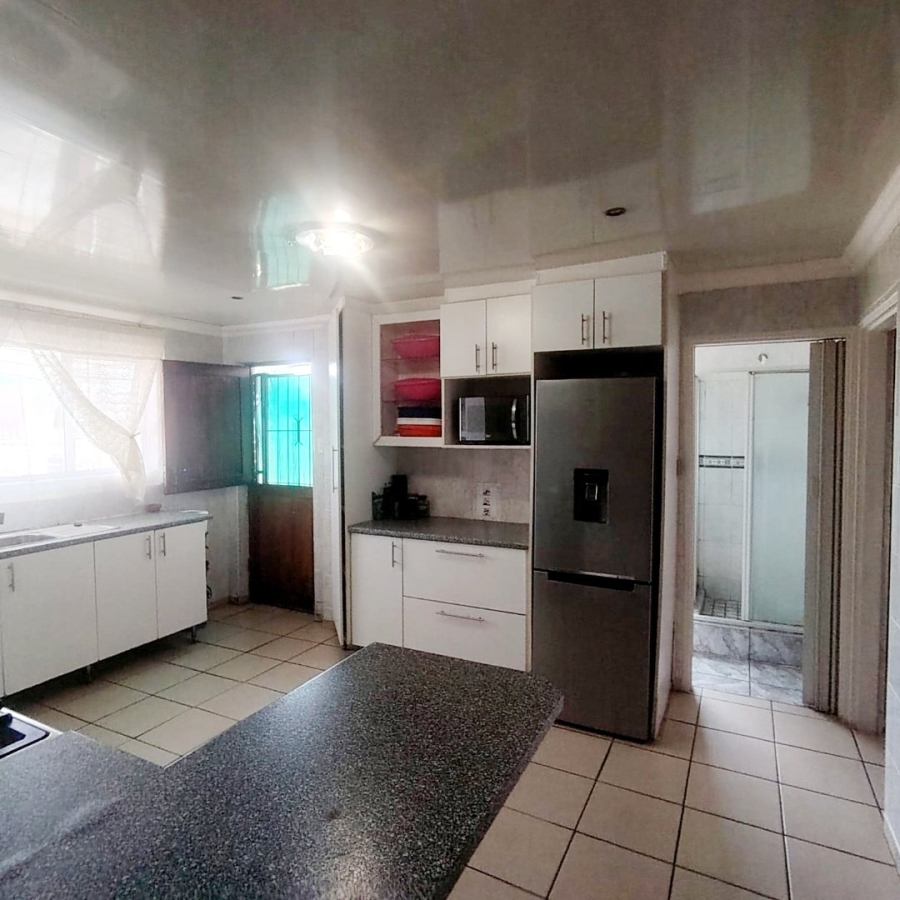 5 Bedroom Property for Sale in Buffalo Flats Eastern Cape